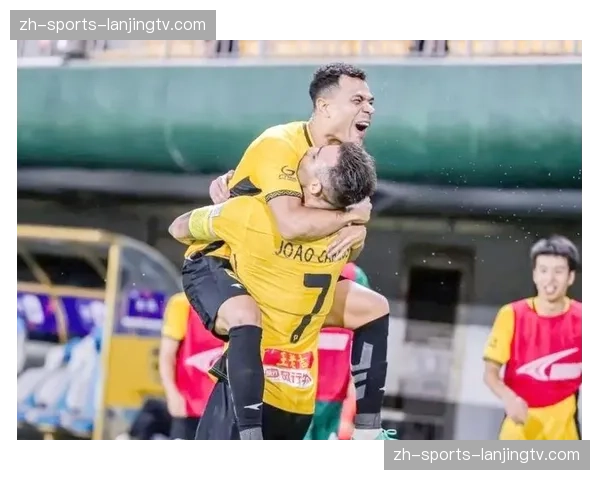 黑马球队赛季初表现抢眼 联赛长期稳定性有待检验