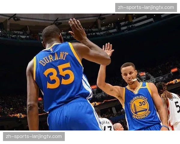 追梦格林多项数据跌至生涯冰点 勇士防守核心状态堪忧